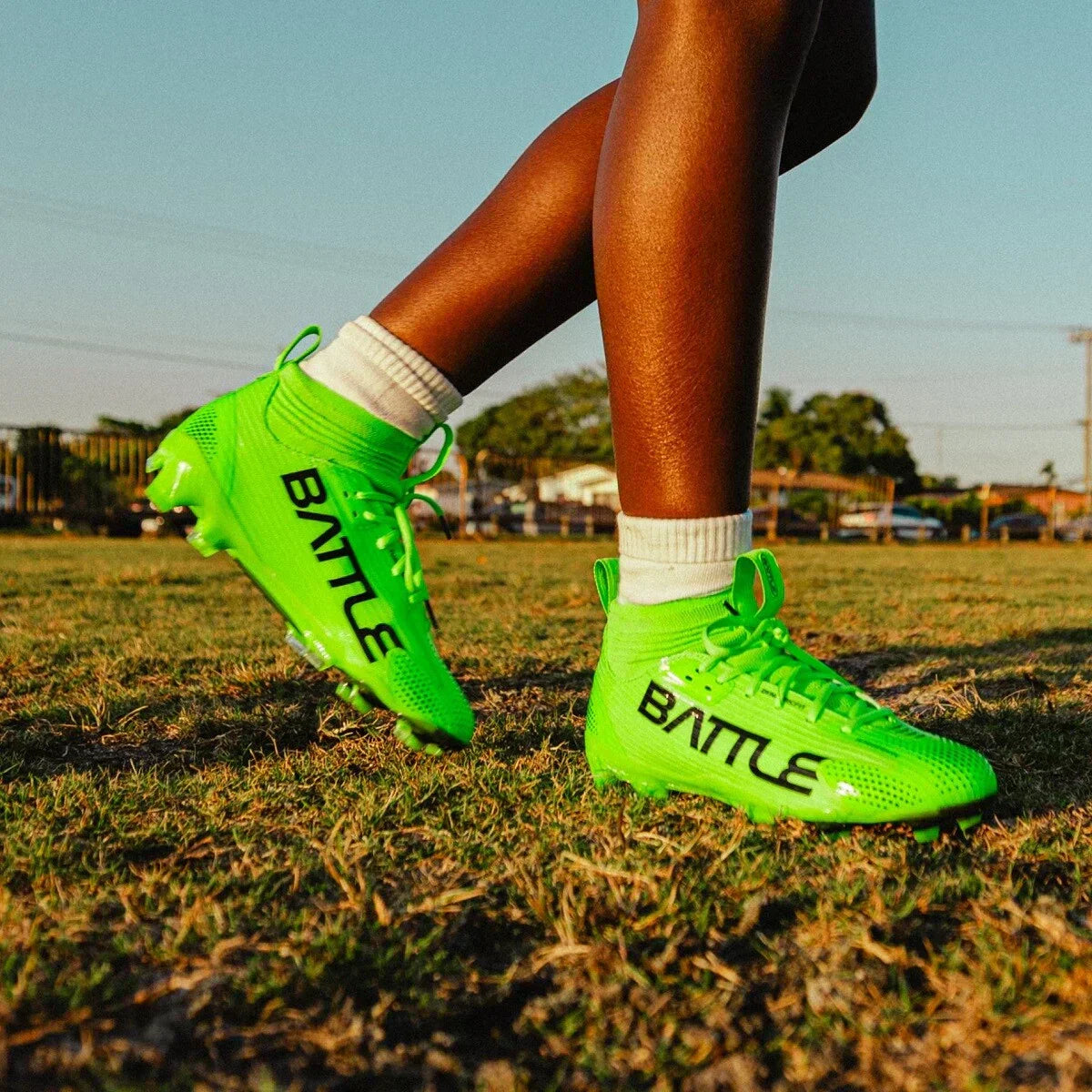 How Should Football Cleats Fit? Find the Perfect Size