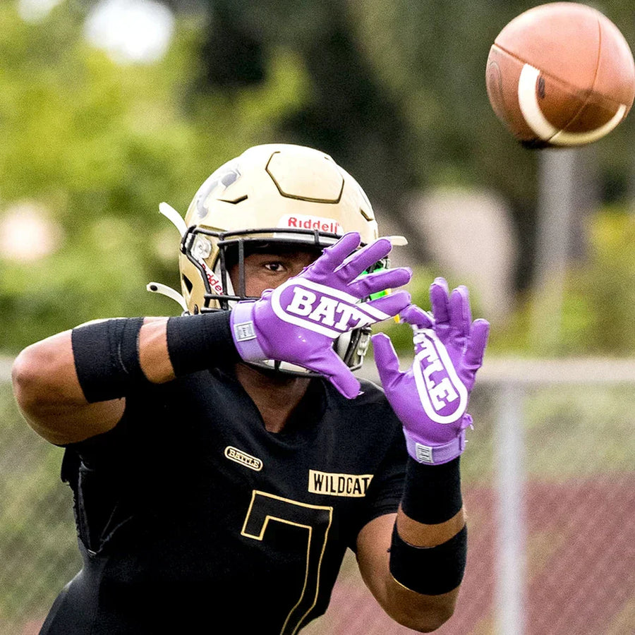 Popular Equipment Gift Ideas for Football Players